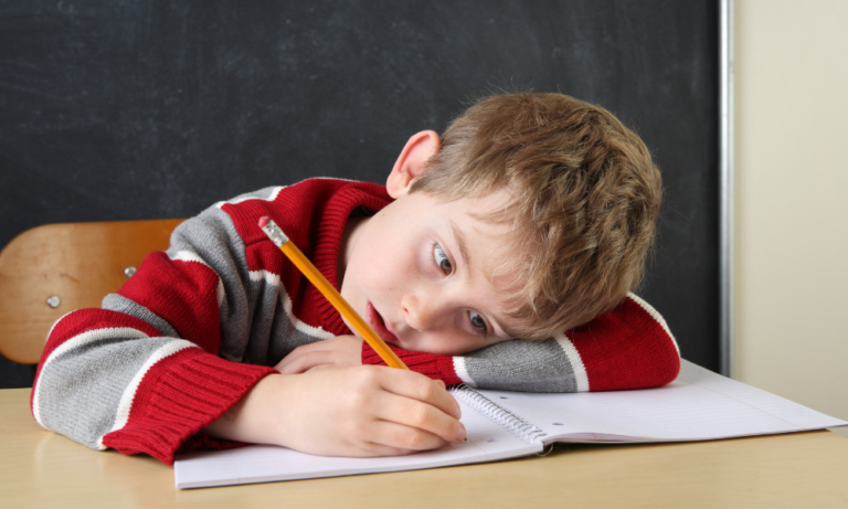 Edukacja i ADHD: Jak najlepiej wspierać naukę dziecka?