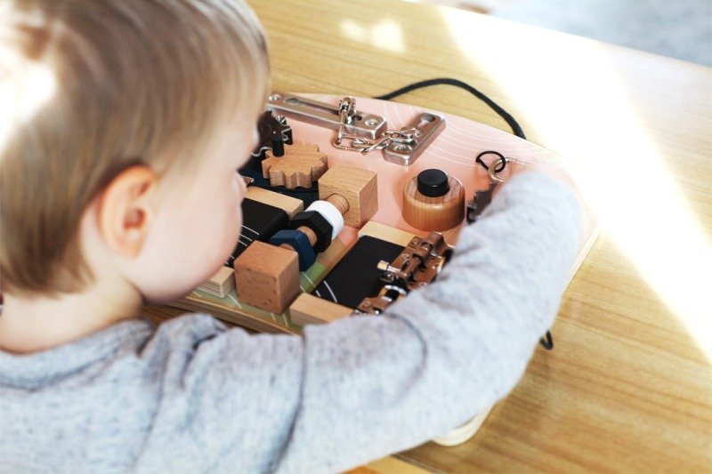 Tablica aktywności ruchowej zamki Small Foot - obrazek 4